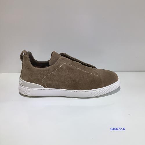 2026 New Custom Import Deer Suede Slip On Sneakers Full Cow Leather Lining Cow Insole Lightweight Foam Outsole Multi Color Lazy Casual Shoes
